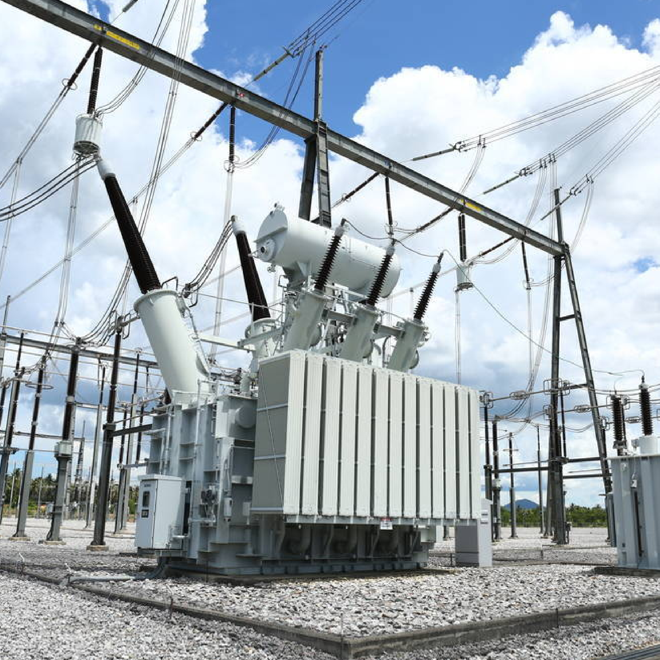Control, Operación y Mantenimiento de SUBESTACIONES y TRANSFORMADORES Eléctricos